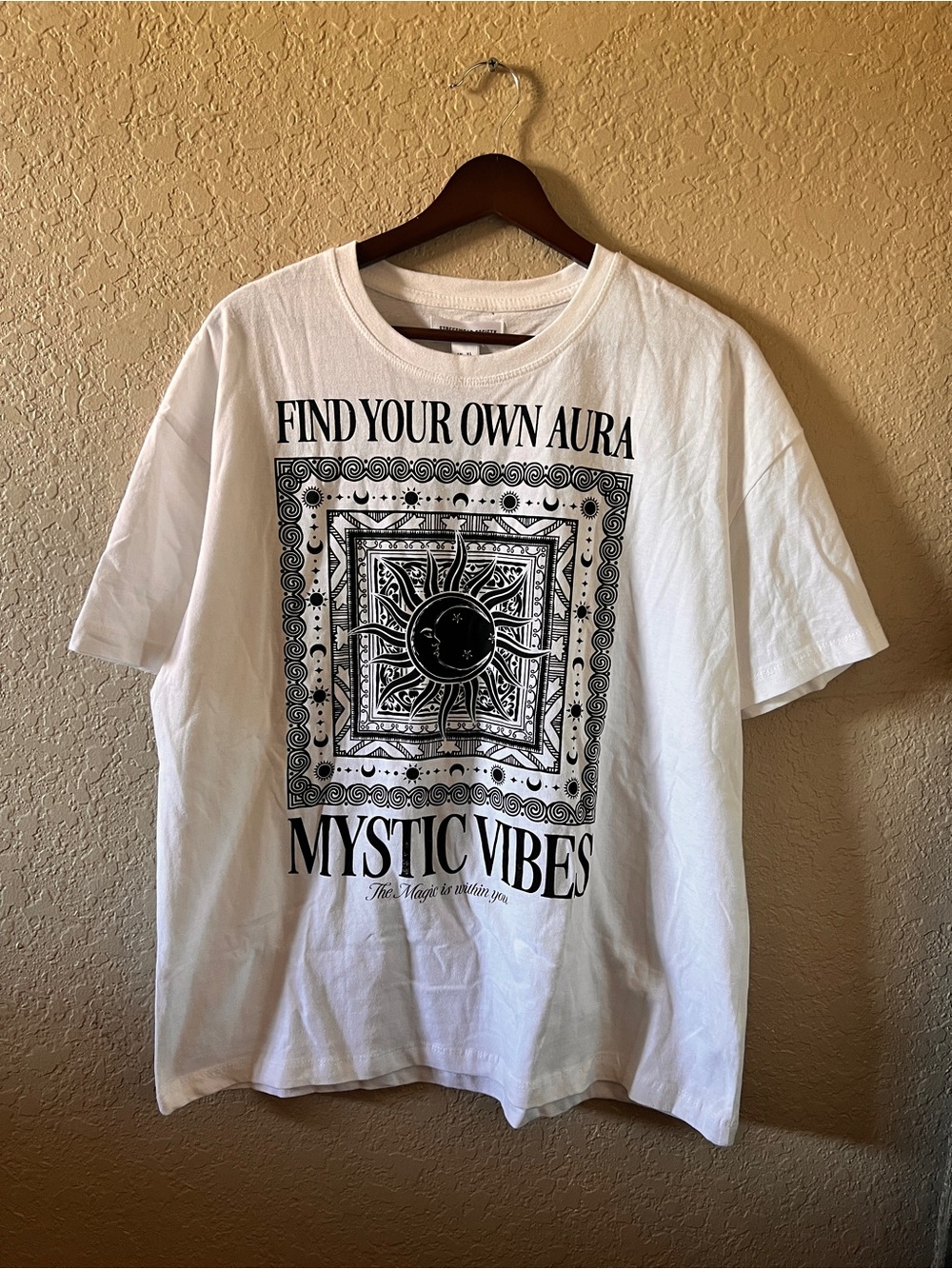 NWT Streetwear Society White Graphic Tee with Black Mystic Print